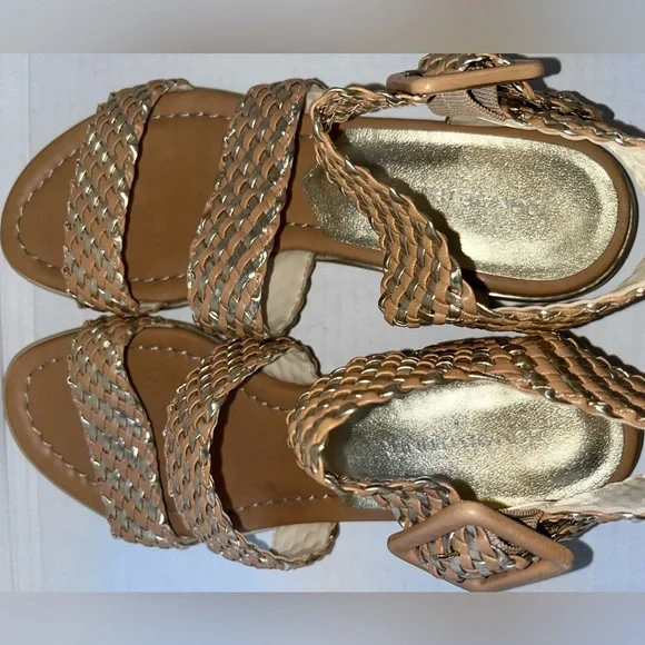 Donald J Pliner Women’s Size 7.5 Leather Sole Flat Lucia Gladiator Sandals weave - Picture 6 of 7